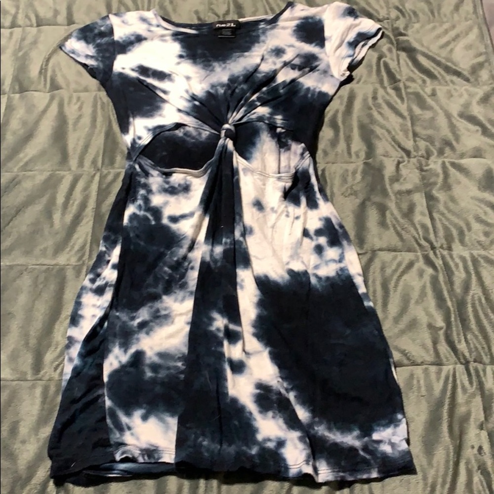 Tie Dye dress with keyhole